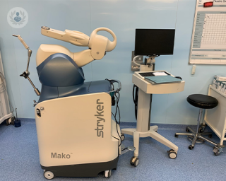 Robotic knee surgery with Mako robot
