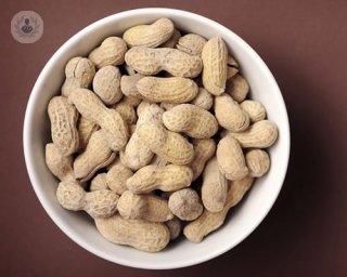 An image of peanuts.
