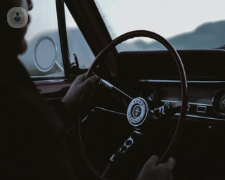 A picture of a steering wheel