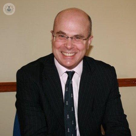 Dr Simon Farmer
