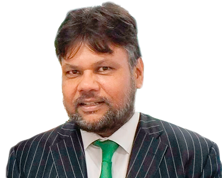 Dr Syed Arshad Husain