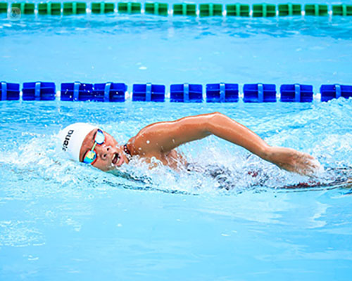 Swimming can assist in the treatment of spinal stenosis